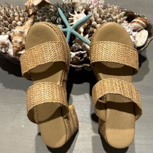 BEACH Straw Tan Platform Sandals